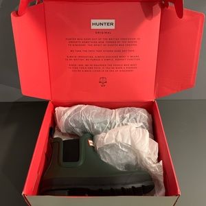 NIB: HUNTER - Chelsea Boot - Green - size 38 (7)